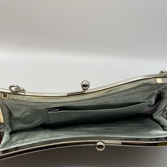 Jeannie Lottie silver satin clutch w/ silver snake strap. BNWOT. - Picture 5 of 9